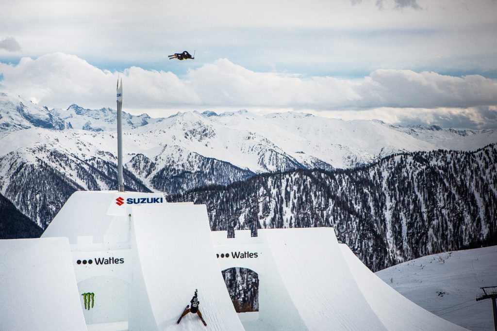 Joffrey Pollet Villard Huge Hip Air at Suzuki Nine Knights 2016