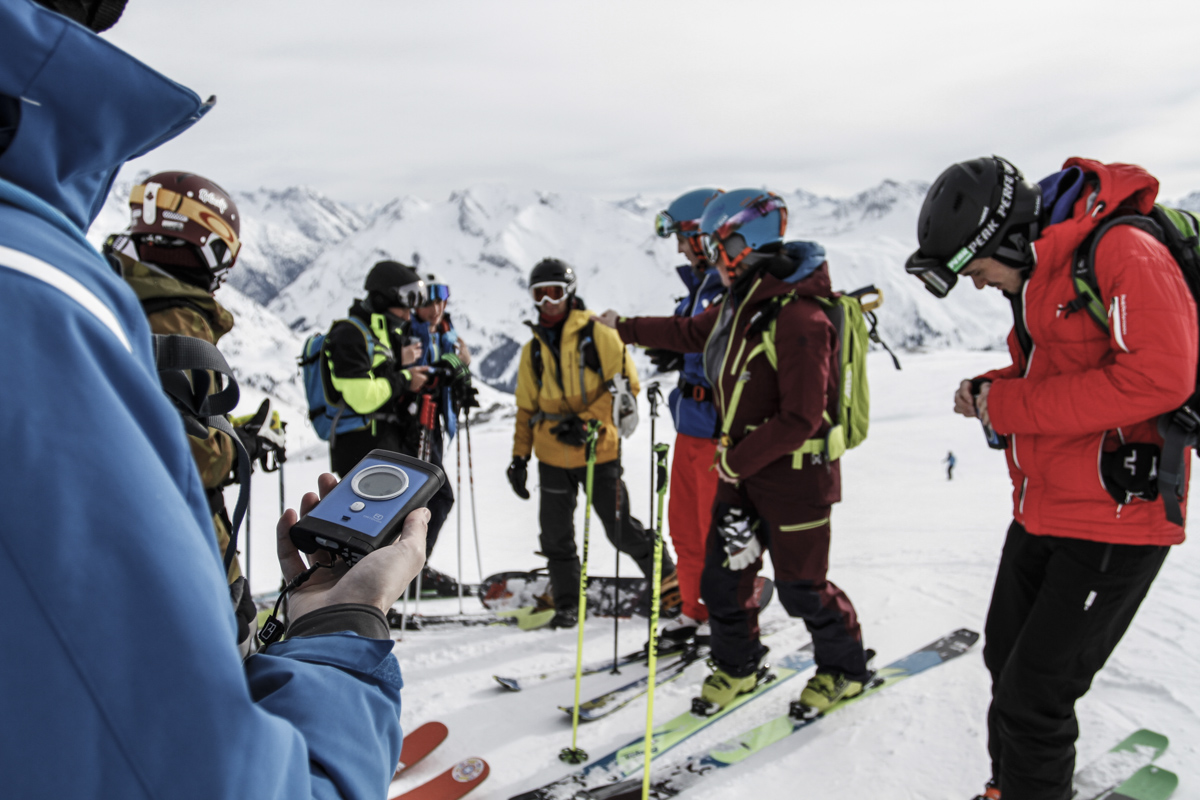 Freeridecamps.at - Safe off the pistes - Safetycamps for kids