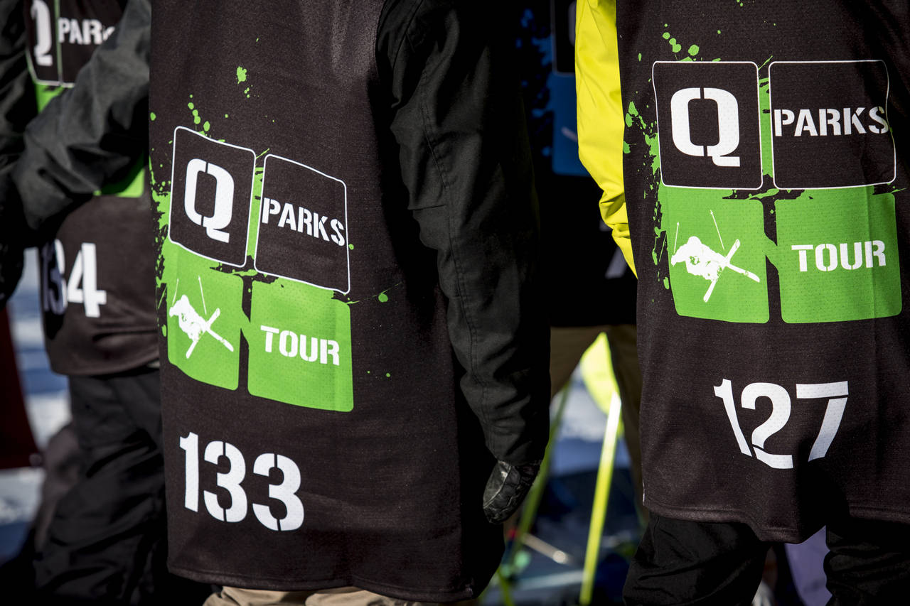 You might wanna take your Bib right home captured by Roland Haschka