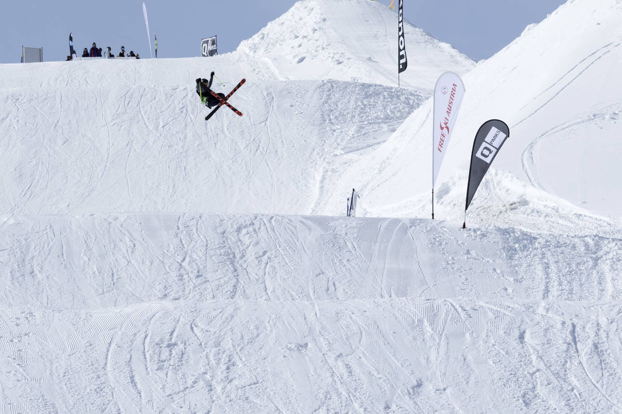 Get corked at the QParks Freeski Tour stop Nock'n'Rock at Snowpark Turracher Höhe captured by Katja Pokorn