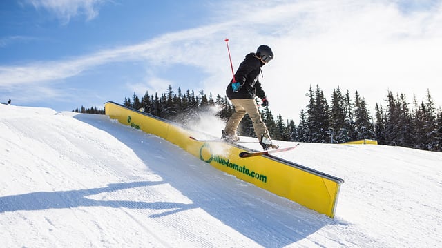 Girls Shred Sessions at the Superpark Planai Thumbnail