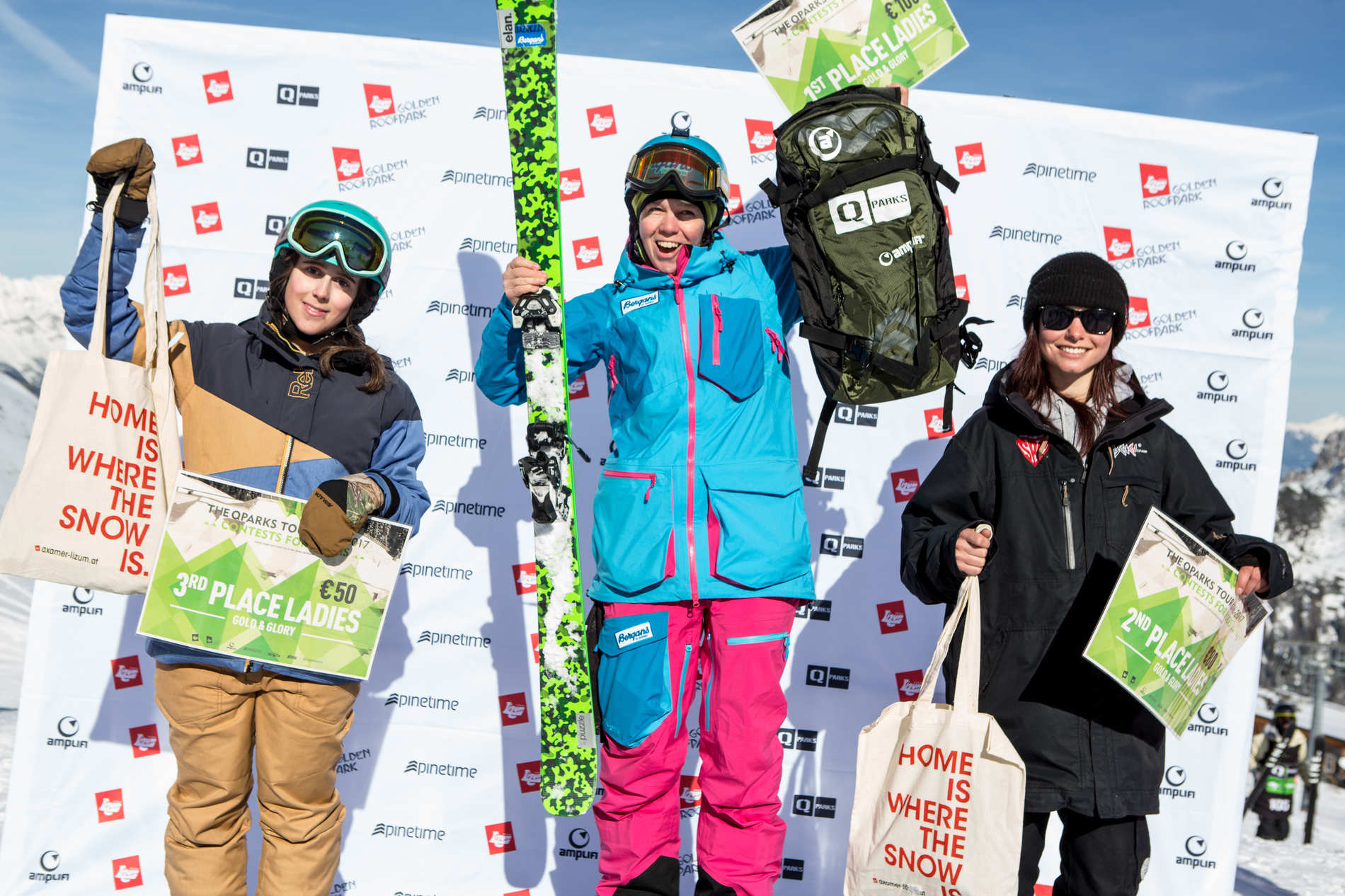 Womens podium QParks Freeski tour at Golden Roofpark Axamer Lizum