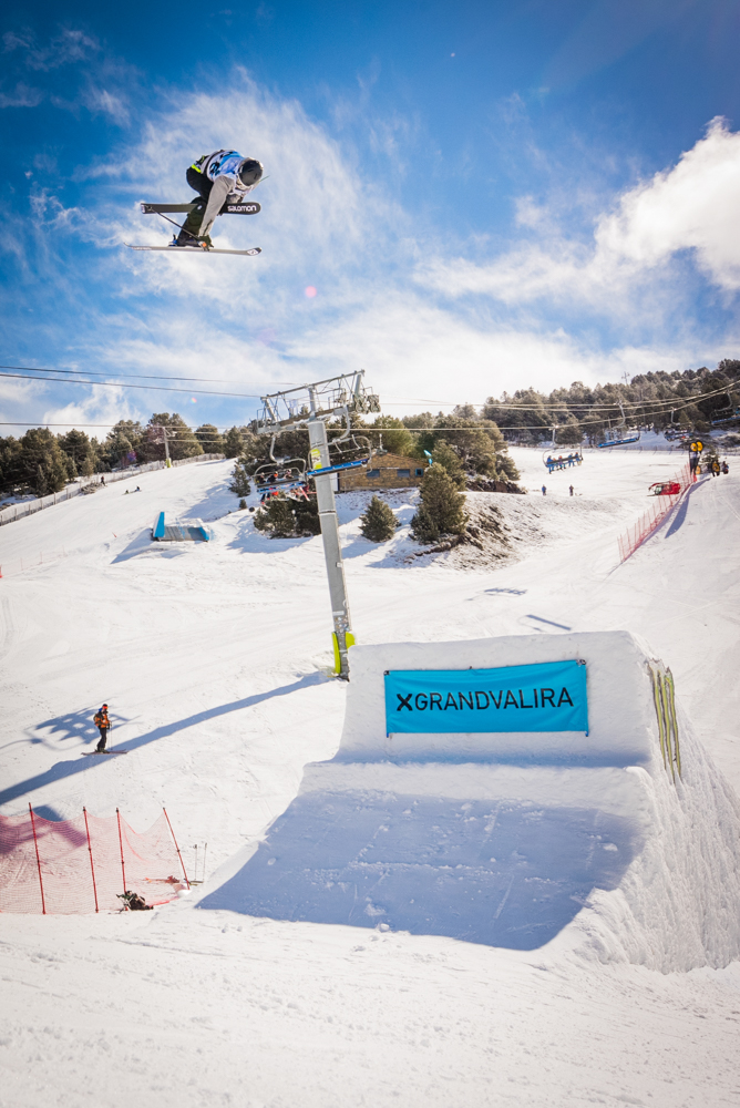 Antoine Adelisse on his way to 3rd place at the Total fight