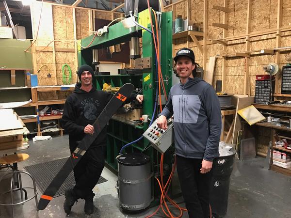 Jason Levinthalhas just acquired 4FRNT Skis and is going to work together with Matt Sterbenz. Check the full story here.