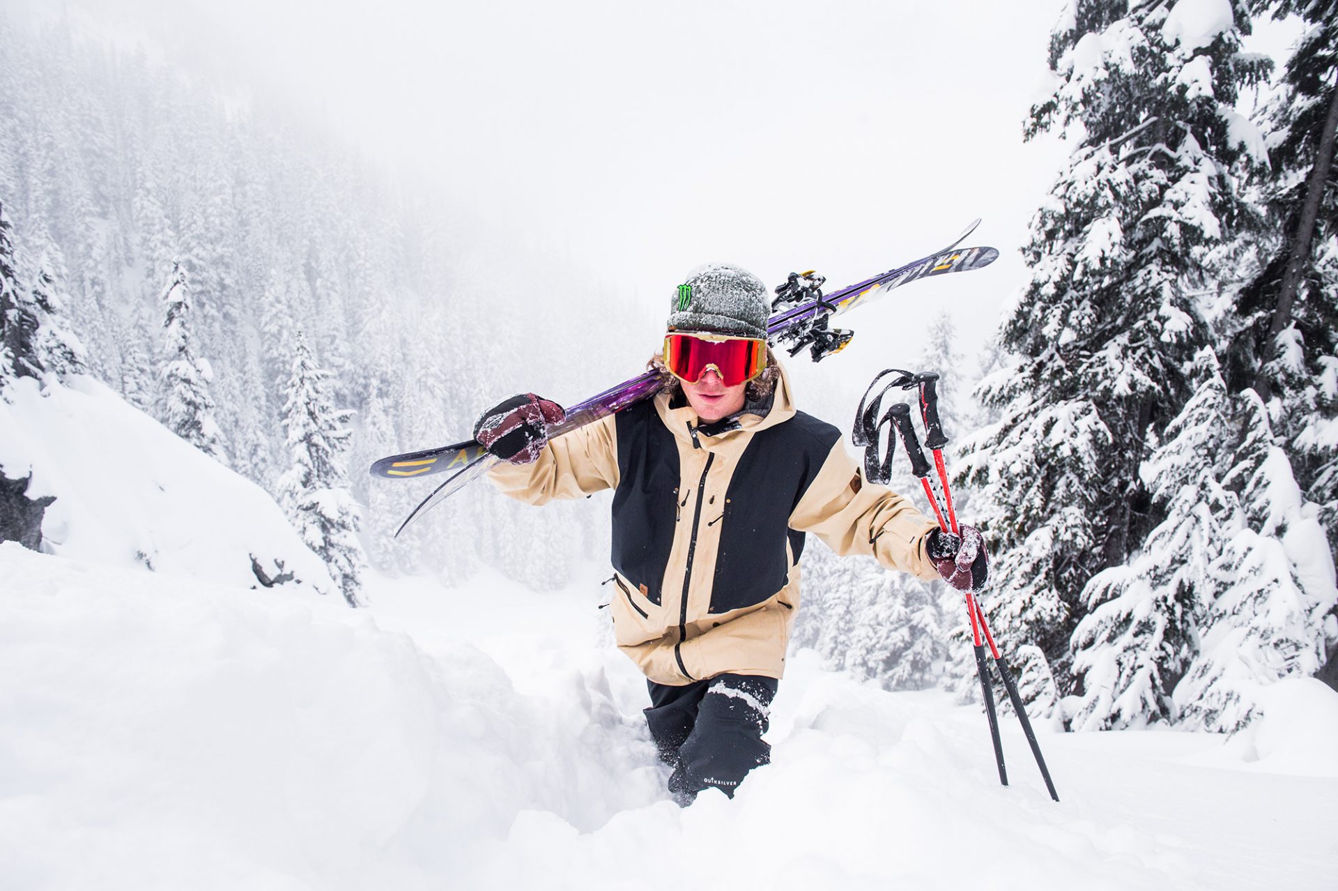 Quiksilver welcomes Sammy Carlson to their roster