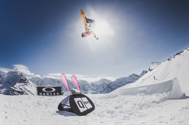 The last stop before the final. The QParks Freeski Tour sets out for the 2018 Schilthorn Open. Come and sign up right here.