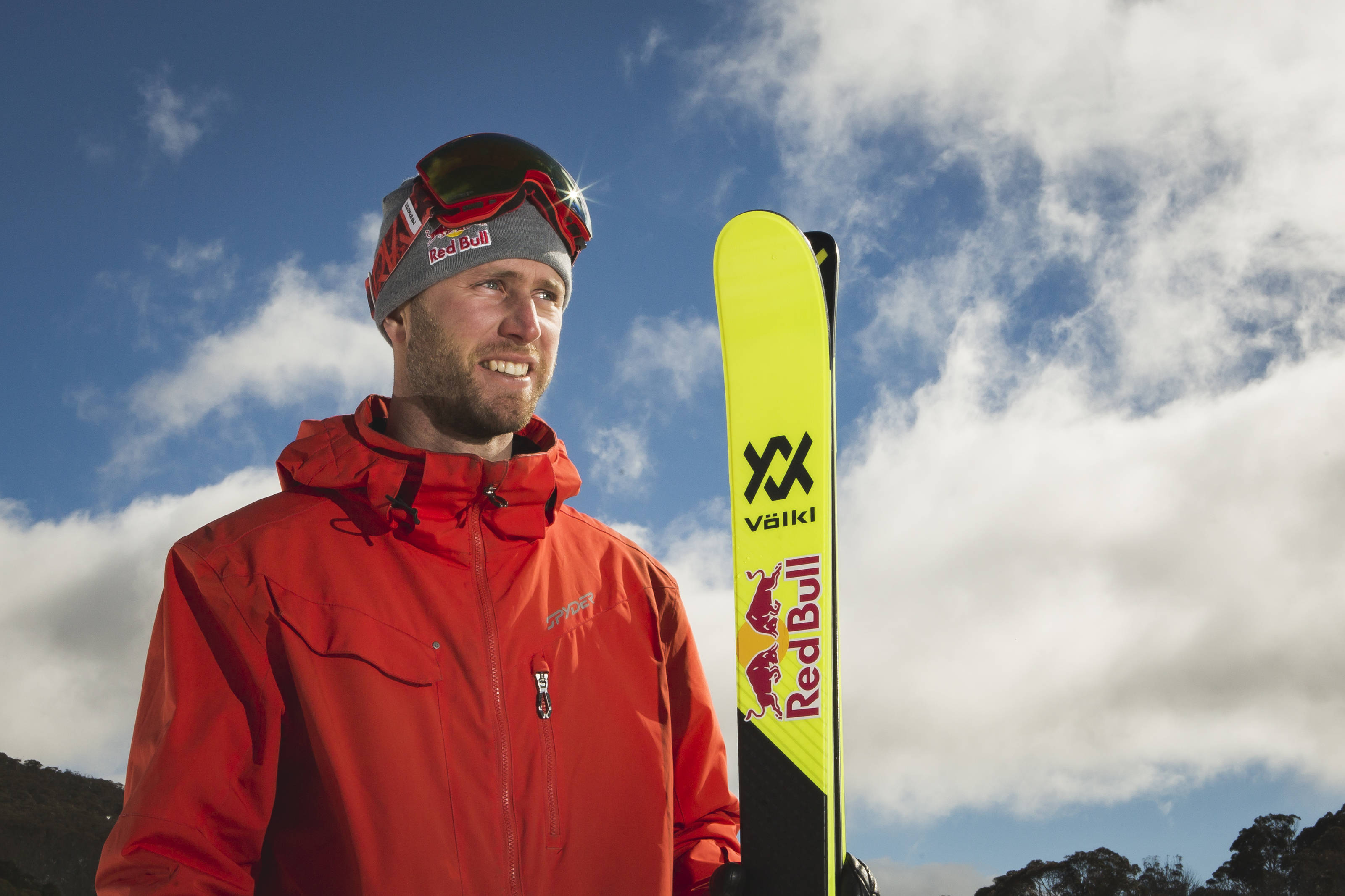 Veteran freeskier Russ Henshaw has announced his retirement.
