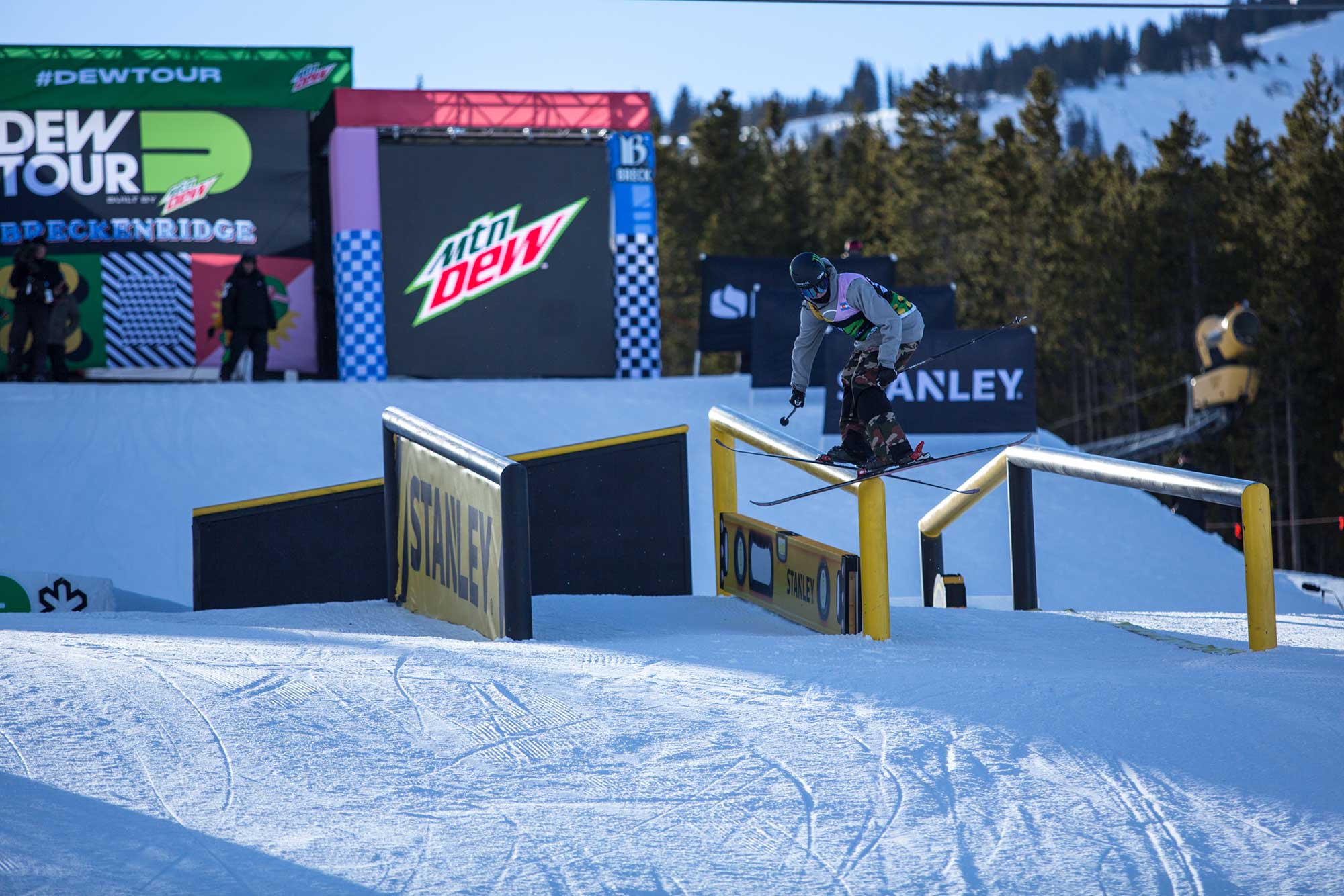 Evan McEachran competes in ski slopestyle at the 2018 Winter Dew Tour in Breckenridge, Colorado