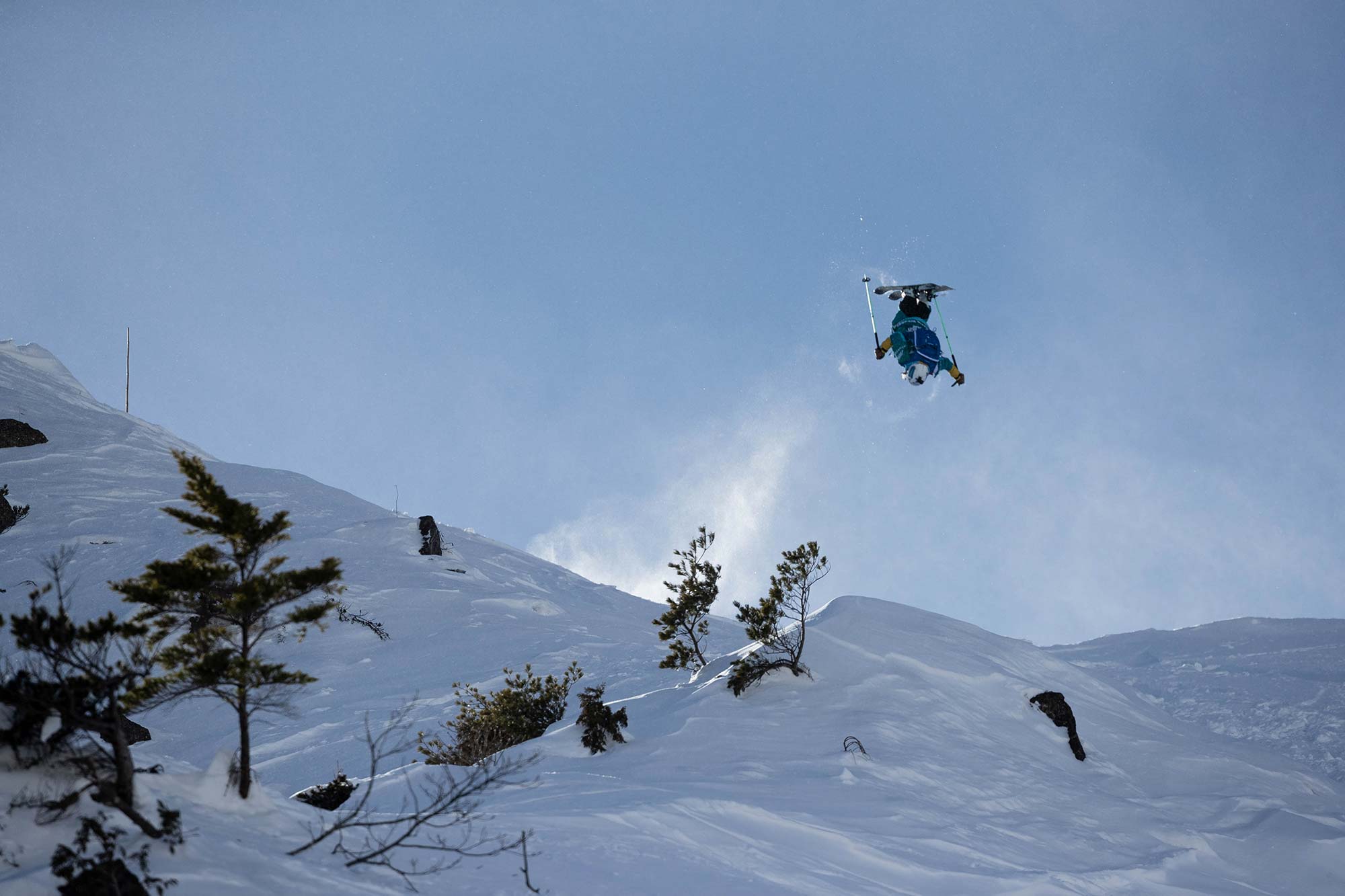 Hedwig Wessel, backflip, Freeride World Tour Hakuba