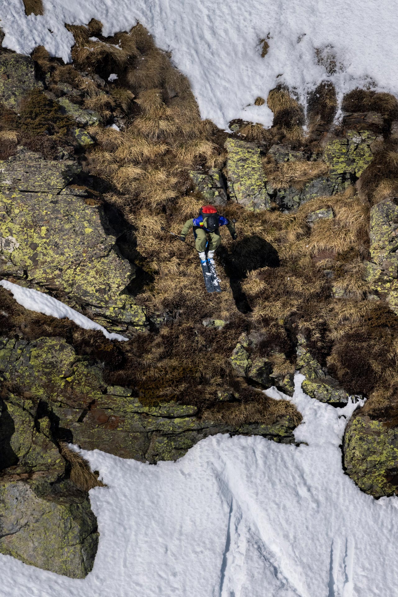 Jess Hotter competes at the 2022 Freeride World Tour in Ordino-Arcalis, Andorra.