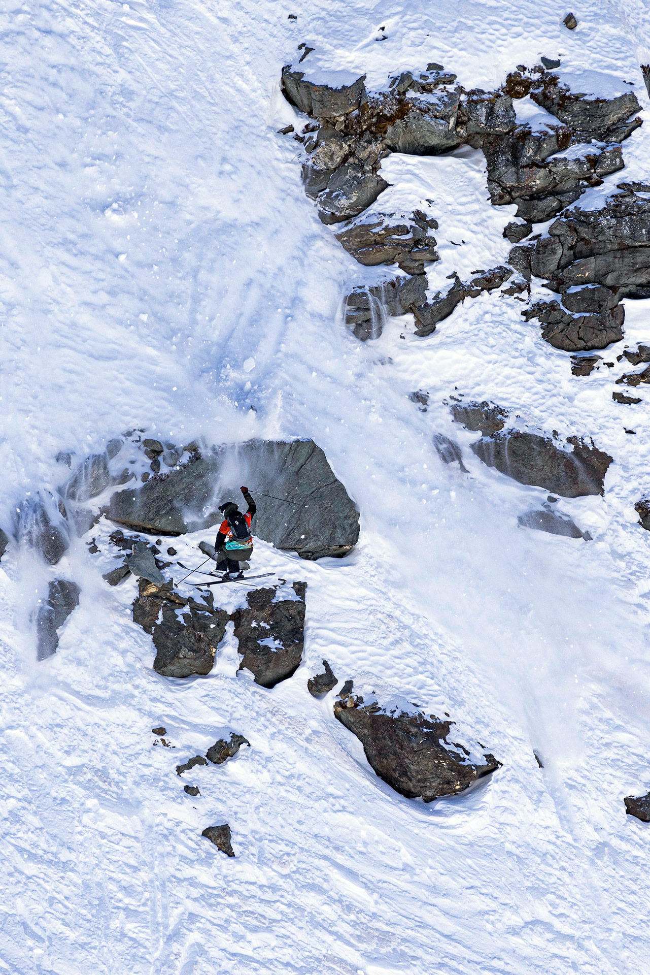 Carl Regnér tosses a 360 at the 2022 Xtreme Verbier