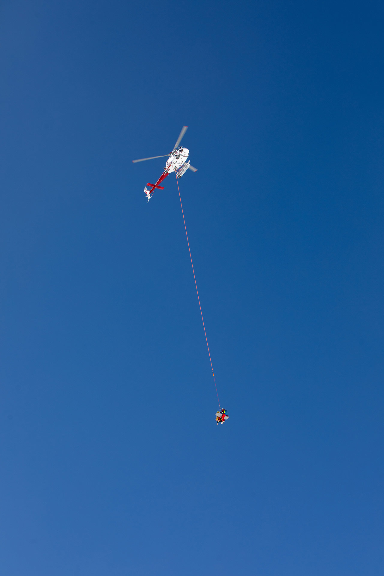 Aymar Navarro is medivaced out of the 2022 Freeride World Tour finals in Verbier