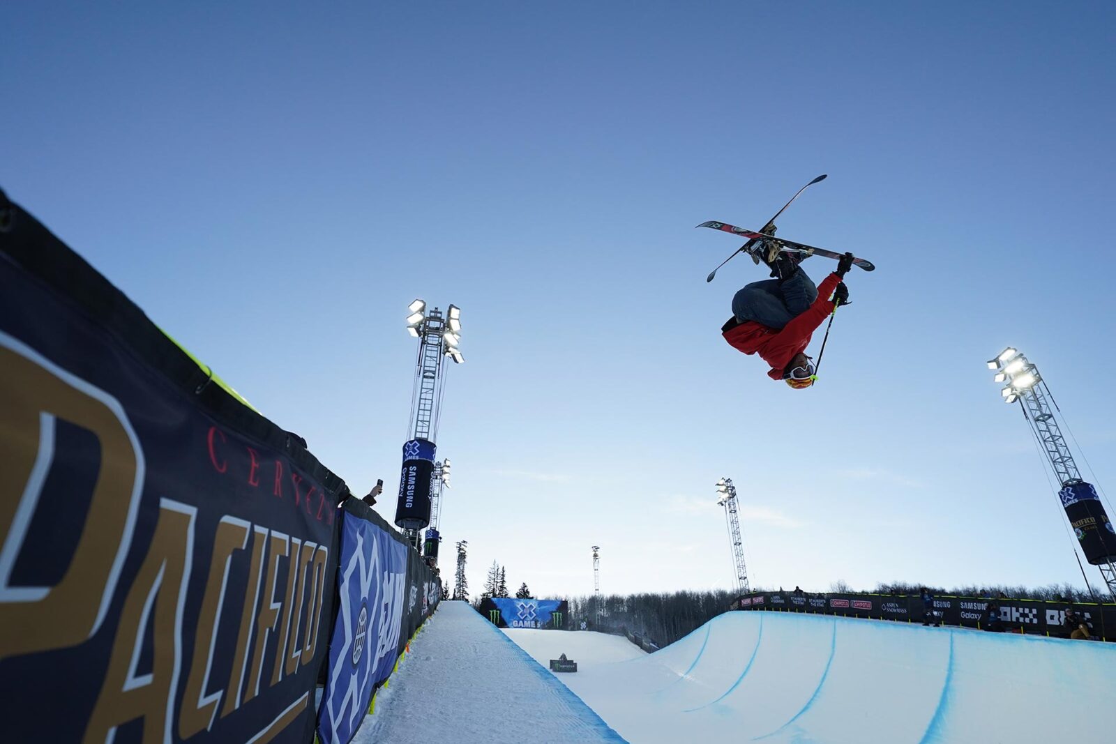A resurgence of creativity in X Games Men’s Superpipe finals Downdays