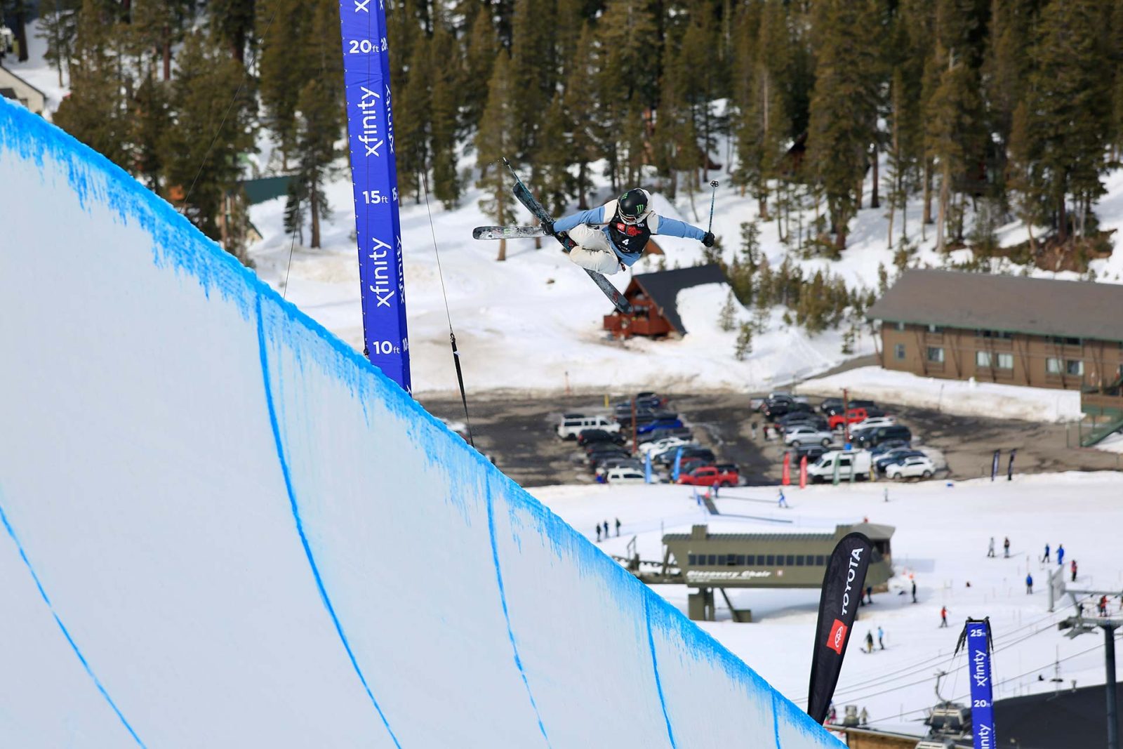 Svea Irving competes at the 2024 Mammoth U.S. Grand Prix.