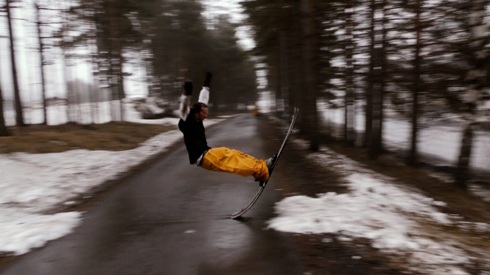 Sleepy Grill skis street in 