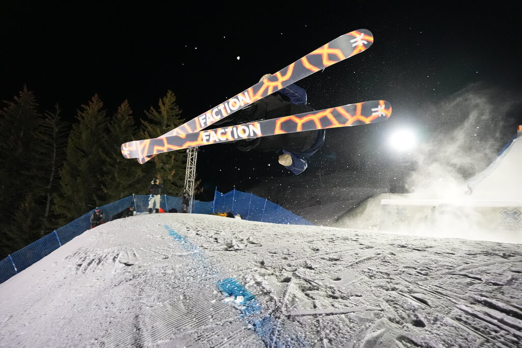 Alex Hall and Rell Harwood win X Games Knuckle Huck | Downdays